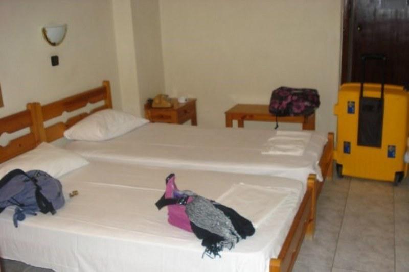 Frosini Hotel Lambi  Dış mekan fotoğraf