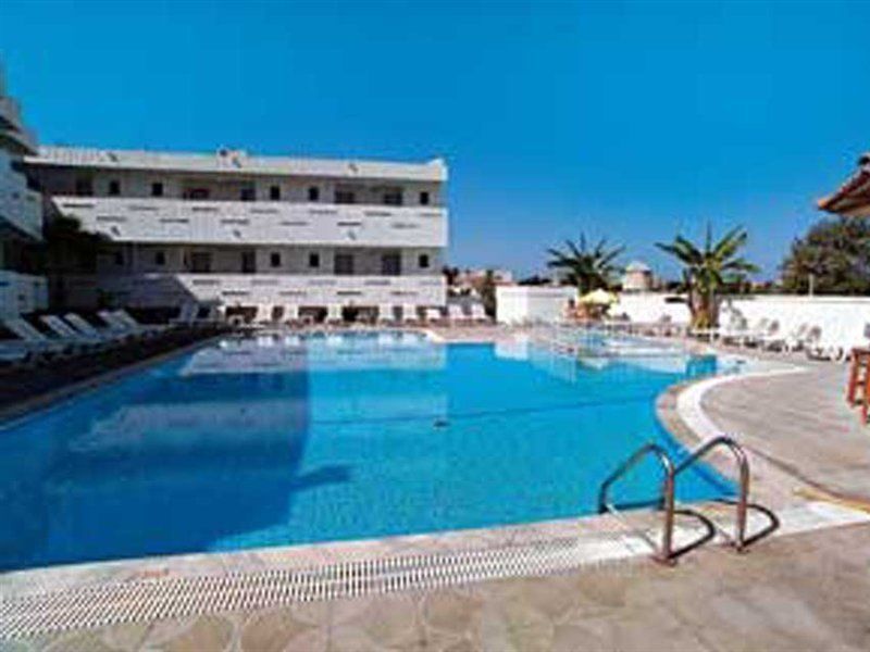 Frosini Hotel Lambi  Dış mekan fotoğraf